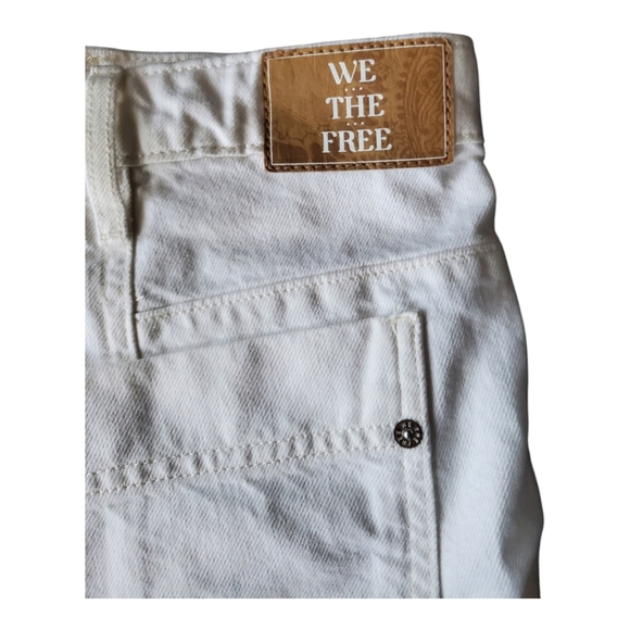 Free People Beginner Luck Slouch Shorts Optic White Roll Cuff Low Rise Denim 30 - Picture 7 of 11